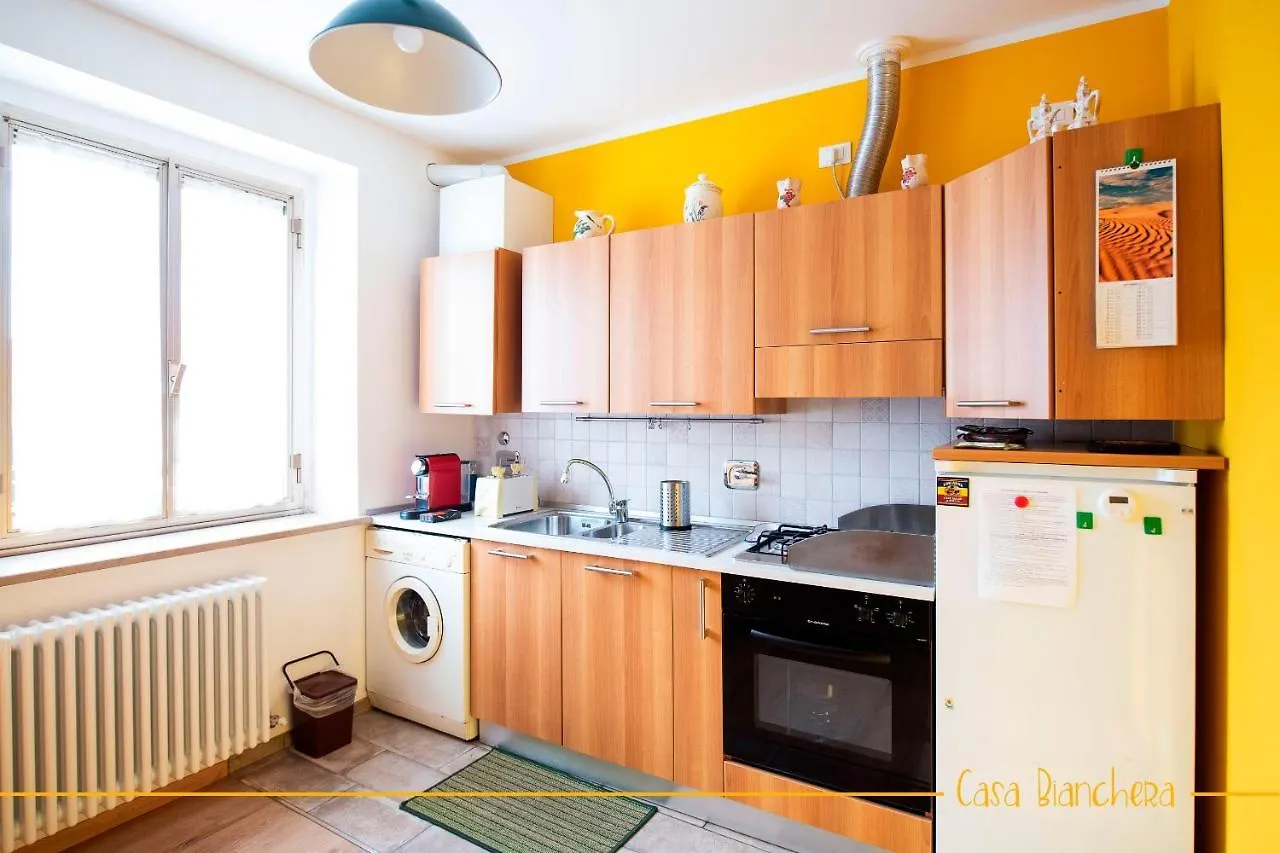 Casa Bianchera 蒙法尔科内 0*,